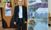 برترین پوستر ملی آب در دستان پژوهشگر مرکز
