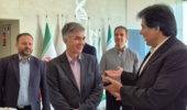 پایش میدانی ظرفیتهای اکوسیستم واکسن کشور با بازدید نماینده ویژه رئیسجمهور از بنیاد برکت و بیوسان فارمد