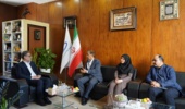 تأکید رئیس موسسه رازی بر توسعه همکاری با تولیدکنندگان واکسن و حمایت از دانشبنیانها