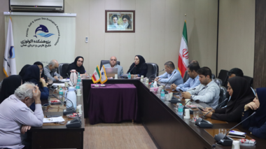 بازدید میدانی از پژوهشکده خلیج فارس و دریای عمان و ایستگاه تحقیقاتی نرم‌تنان بندر لنگه
