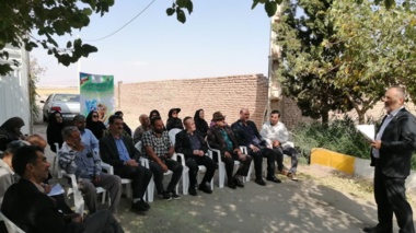 برگزاری نهمین کاروان ترویج بهره‌وری محصولات زراعی در شهرستان سمنان با حضور محققان مرکز