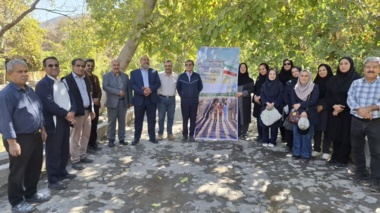 بررسی عارضه خشکیدگی درختان باغات سیرچ استان کرمان