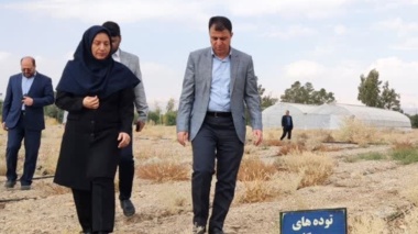 بازدید معاون اقتصادی استاندار سمنان از ایستگاه تحقیقات کشاورزی و منابع طبیعی شهرستان سمنان