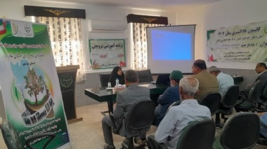 برگزاری دهمین کاروان ترویجی بهره‌وری کشاورزی در شهر کاکی