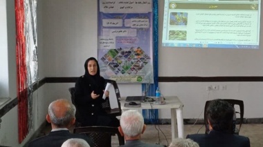 برگزاری کارگاه آموزشی و ترویجی روز بمناسبت گرامیداشت روز جهانی خاک با شعار خاک های سالم برای شهرهای سالم