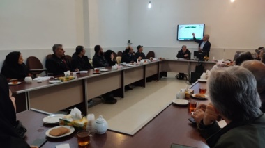 برگزاری نشست تخصصی انگور در مرکز سمنان (شاهرود)