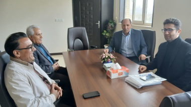 دیدار مدیر طرح و برنامه مؤسسه آموزش و ترویج کشاورزی با مسئولان مرکز تحقیقات چهارمحال و بختیاری