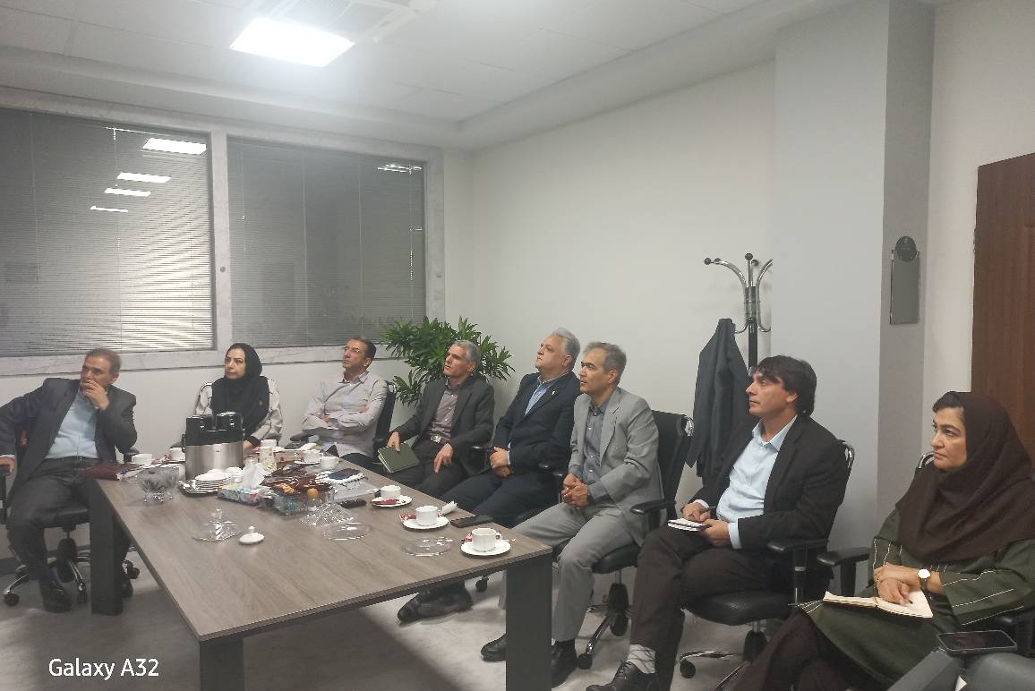برگزاری جلسه بررسی راهکارهای افزایش درآمد مراکز و مؤسسات تحقیقاتی مستقل سازمان تات